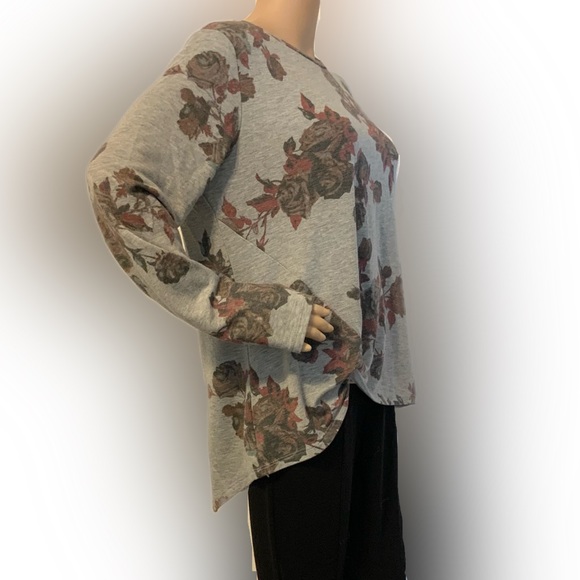 BOGO: Fred David Floral Blouse - Picture 3 of 5